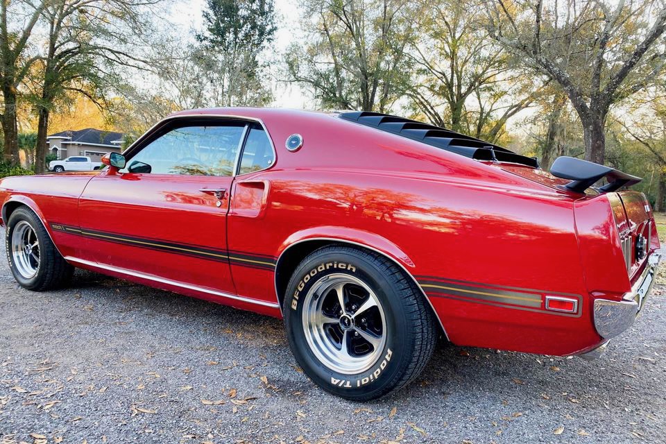 1969 Ford Mustang side view